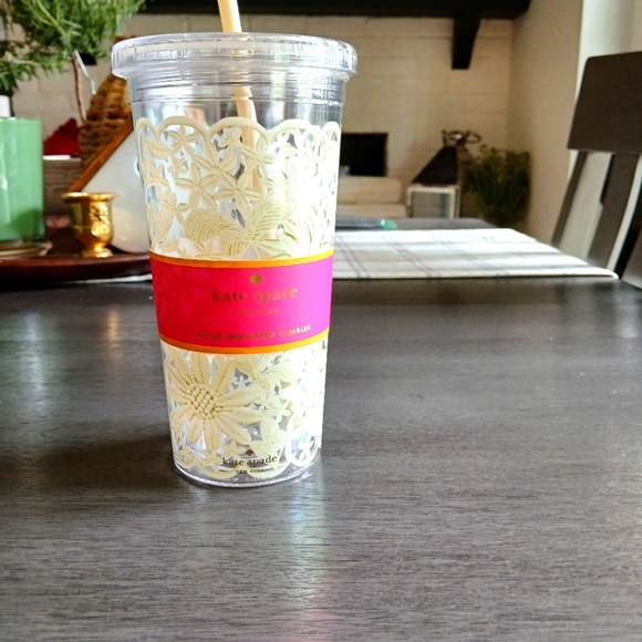 Kate Spade Cup Nwt - Picture 1 of 2